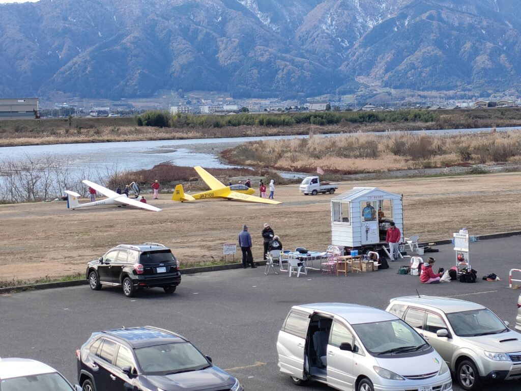 大野グライダー滑空場