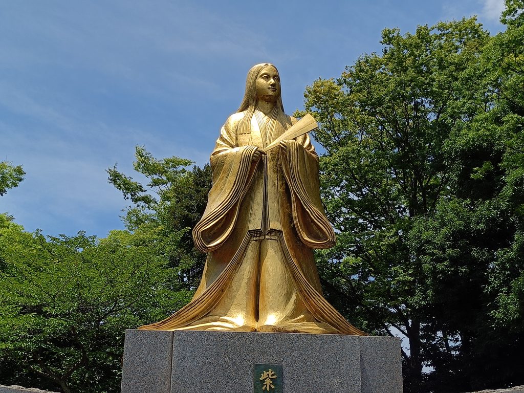 紫ゆかりの館