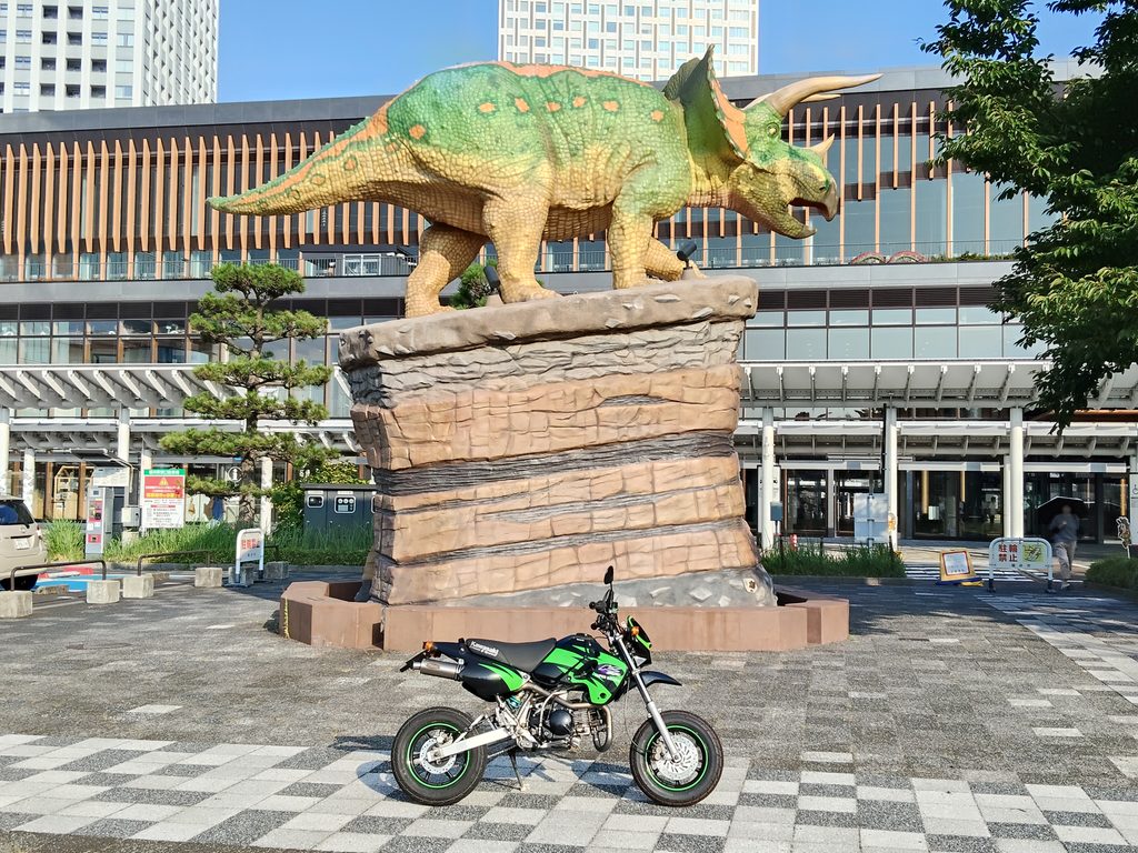 トリケラトプス モニュメント